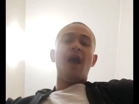Gay amateur suffers from Shpritz syndrome