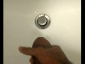 Cumshot from an Asian teens masturbation session