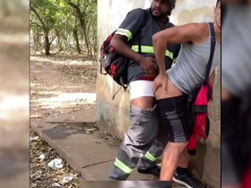 Gay sex in public park with an amateur worker