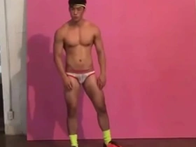 Gay sex with Asian man Kwan Wai Kin
